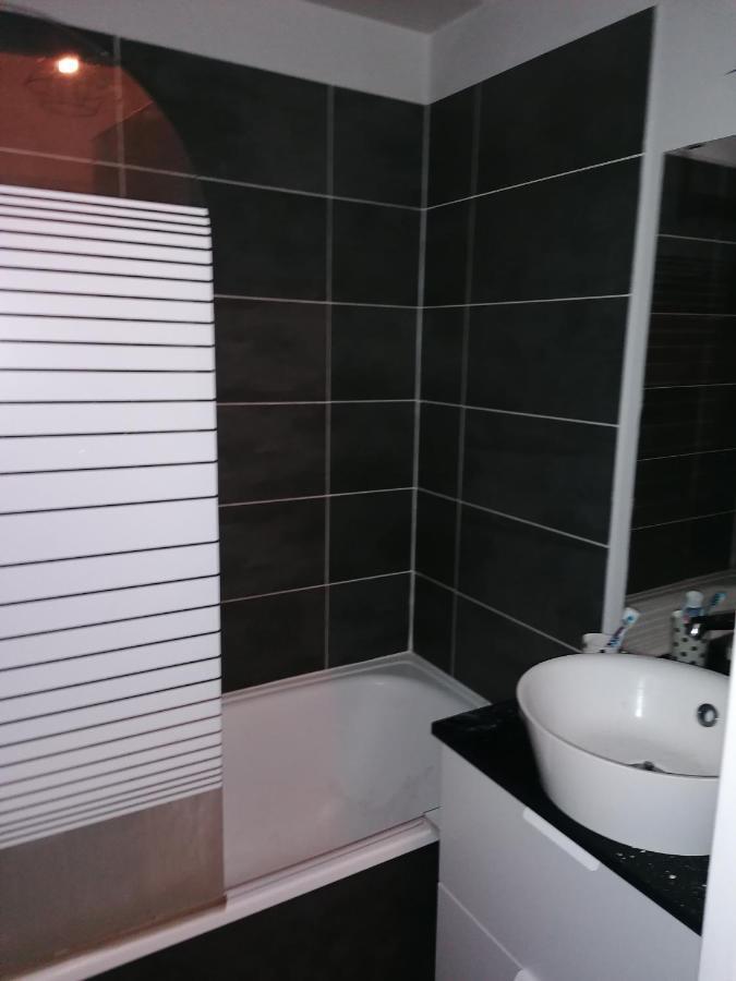 Studio With Balcony, Mt Blanc View, Parking, Center Of Chamonix Exteriör bild
